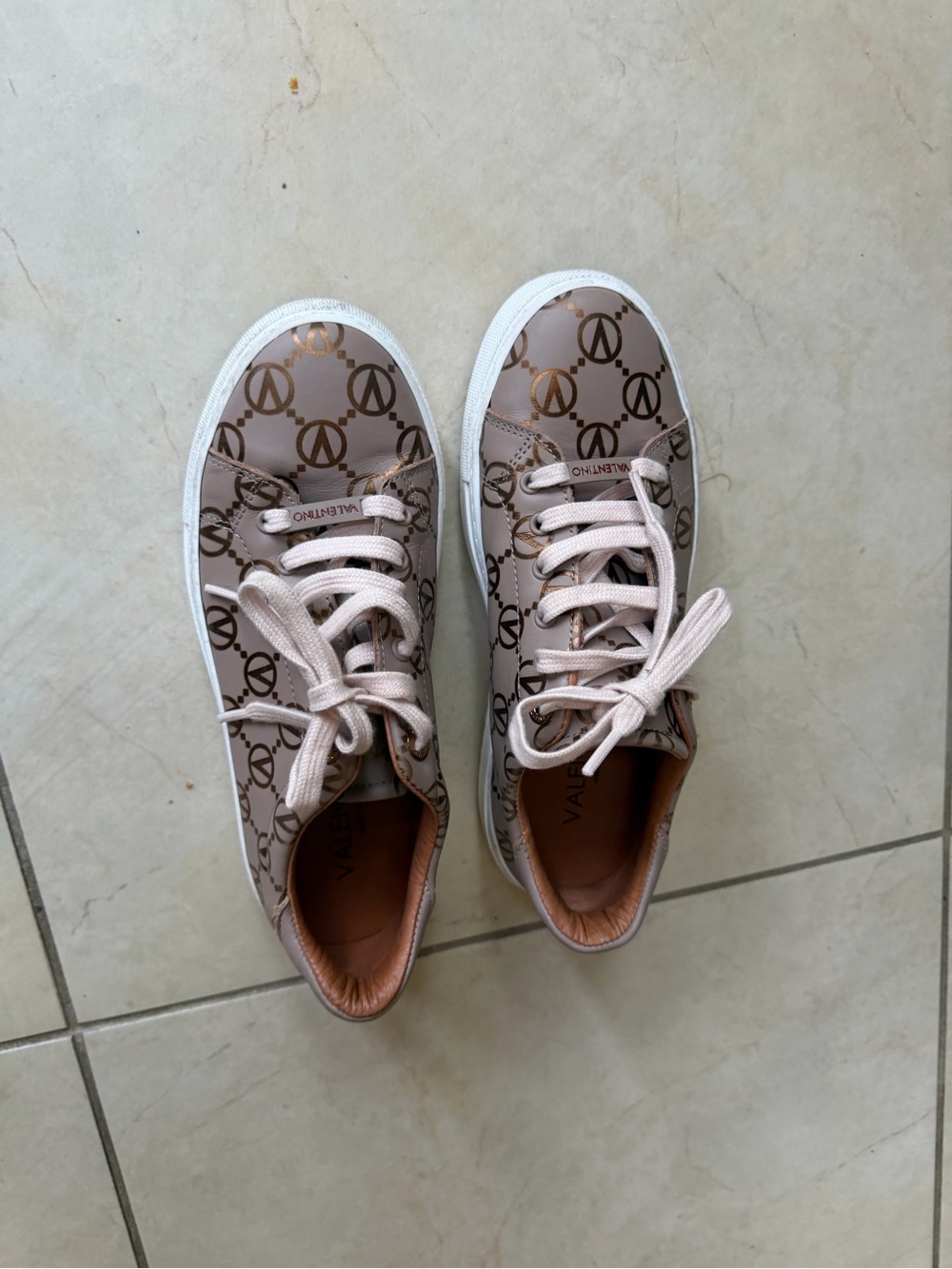 EUC Valentino Italian leather Beige and Metallic Gold Monogram lace Sneakers - Picture 8 of 9